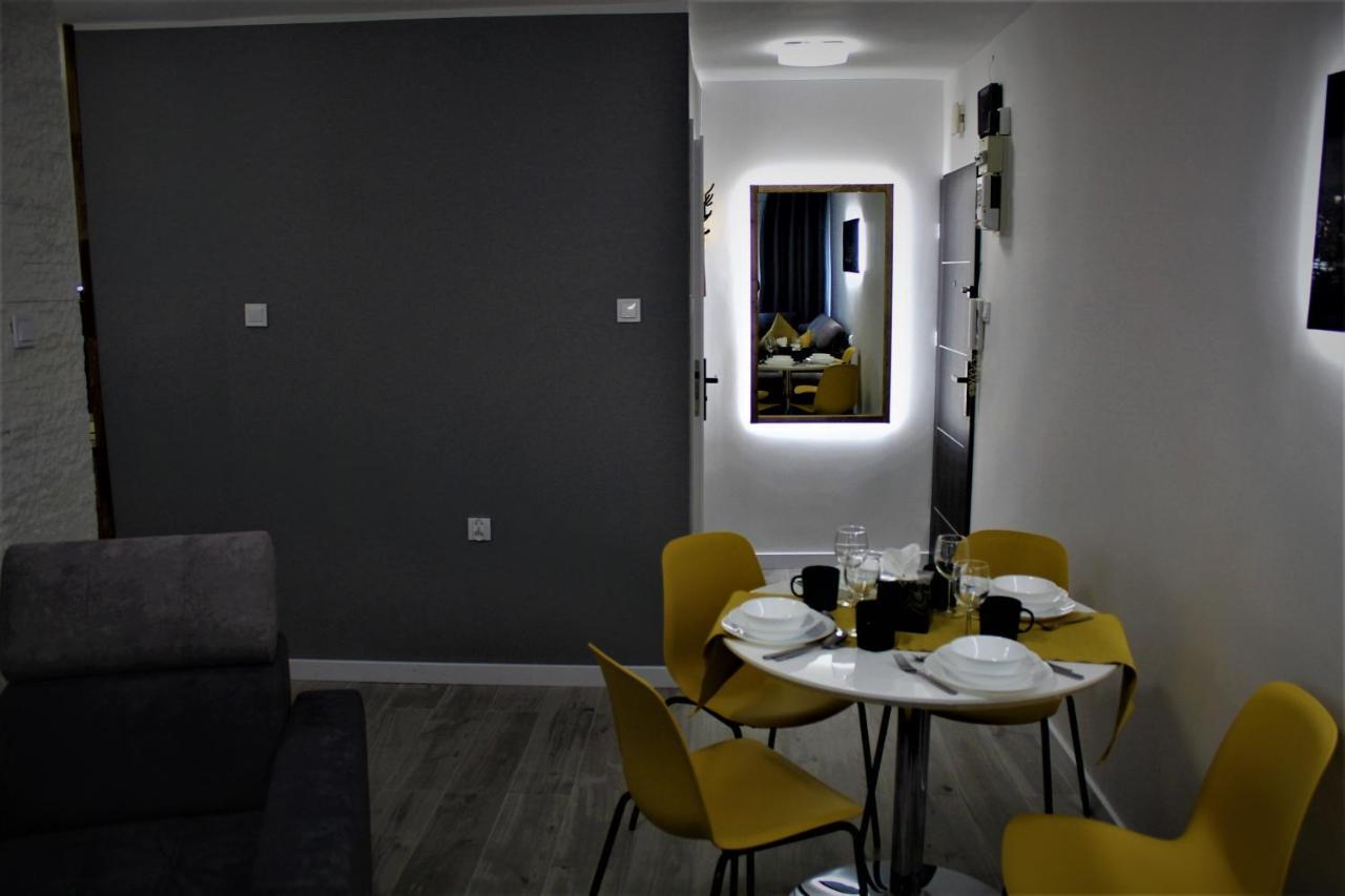 Apartament Przy Arsenale Wroclaw Ngoại thất bức ảnh
